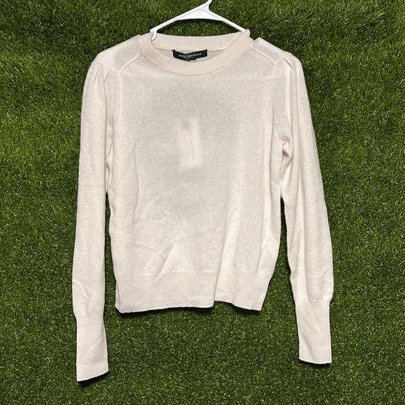 ⭐️ SKULL CASHMERE Madison Skull Print Cashmere Sweater - Picture 3 of 7